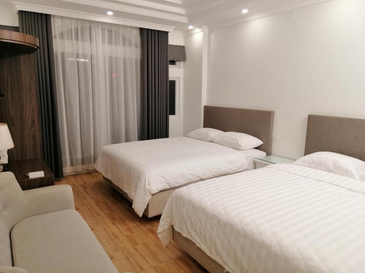 Roma Hotel Noi Bai Airport Hanoi Bagian luar foto