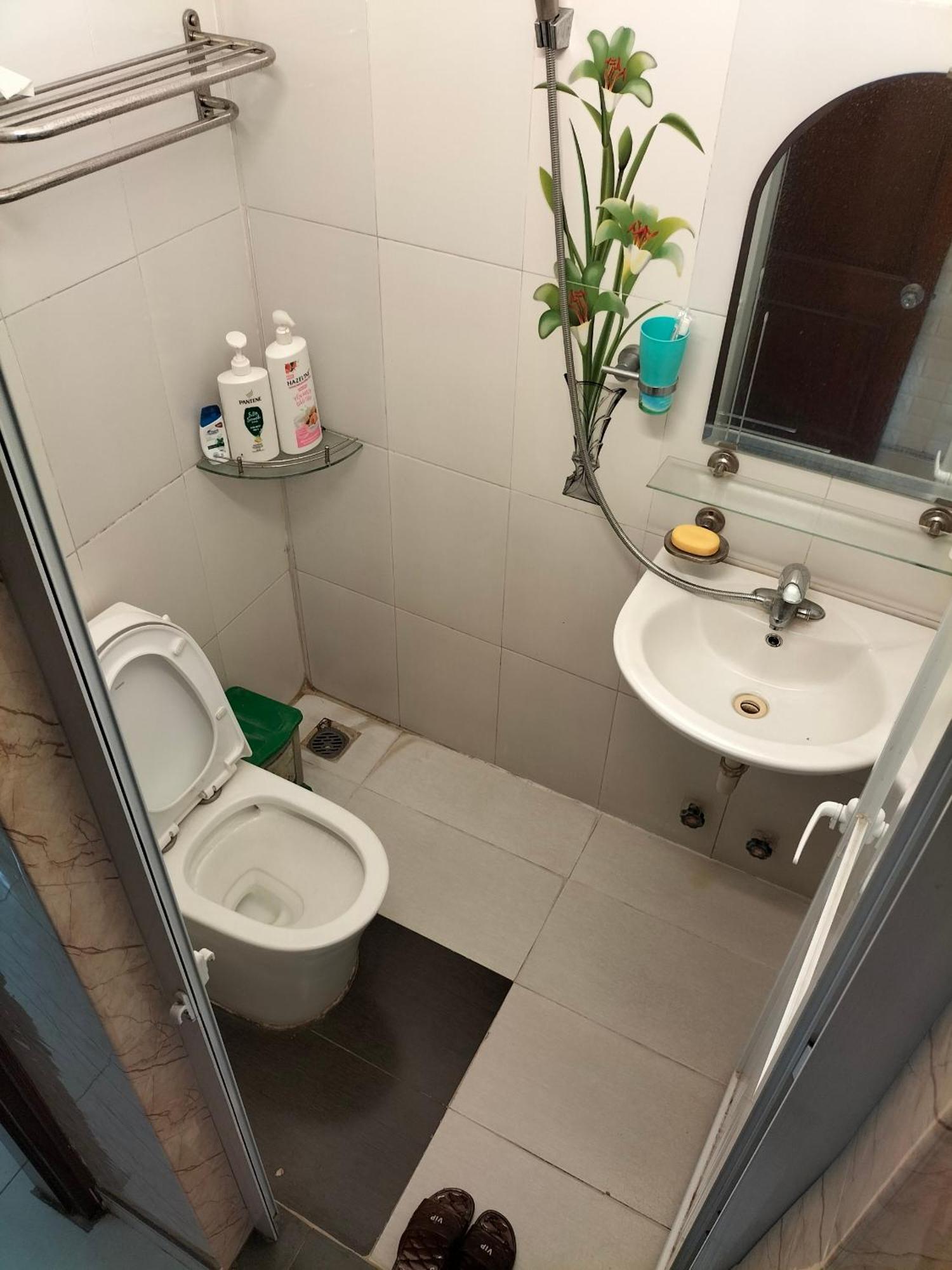 Roma Hotel Noi Bai Airport Hanoi Bagian luar foto