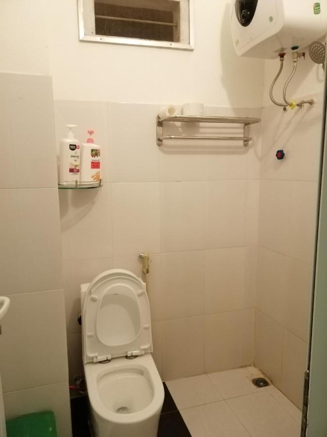 Roma Hotel Noi Bai Airport Hanoi Bagian luar foto