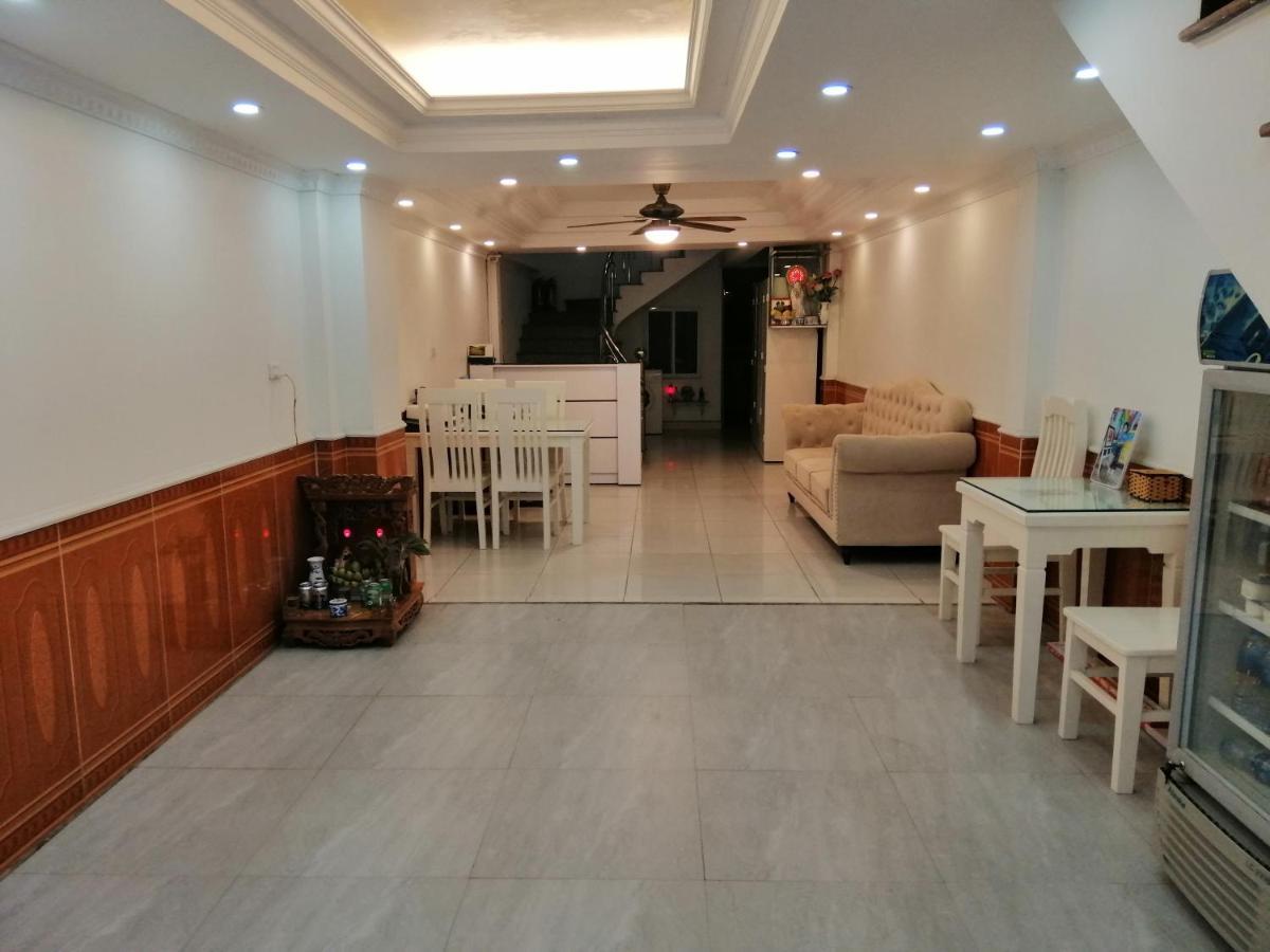 Roma Hotel Noi Bai Airport Hanoi Bagian luar foto