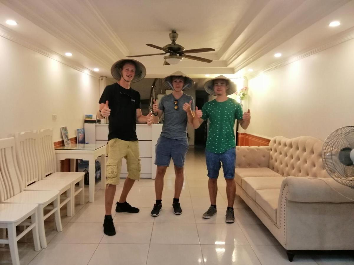 Roma Hotel Noi Bai Airport Hanoi Bagian luar foto