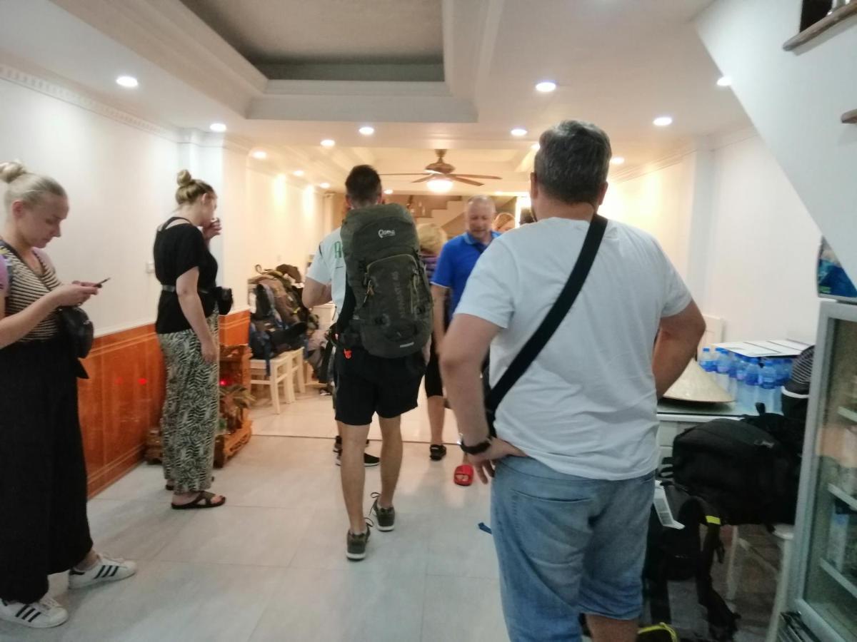 Roma Hotel Noi Bai Airport Hanoi Bagian luar foto
